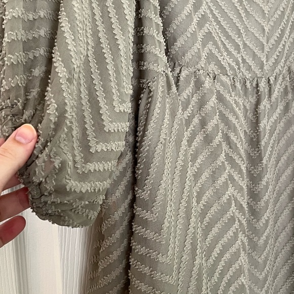 Sage green mini dress - Picture 3 of 4